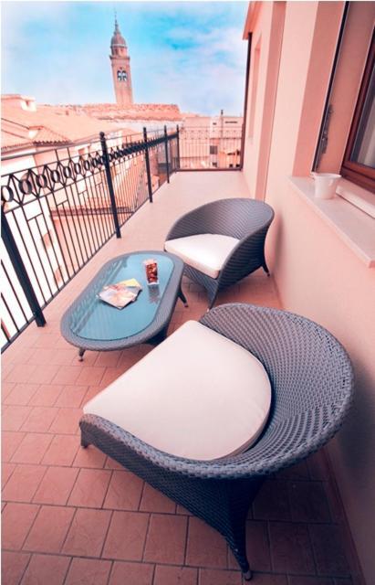 Hotel Giulio Cesare Rimini Exteriör bild