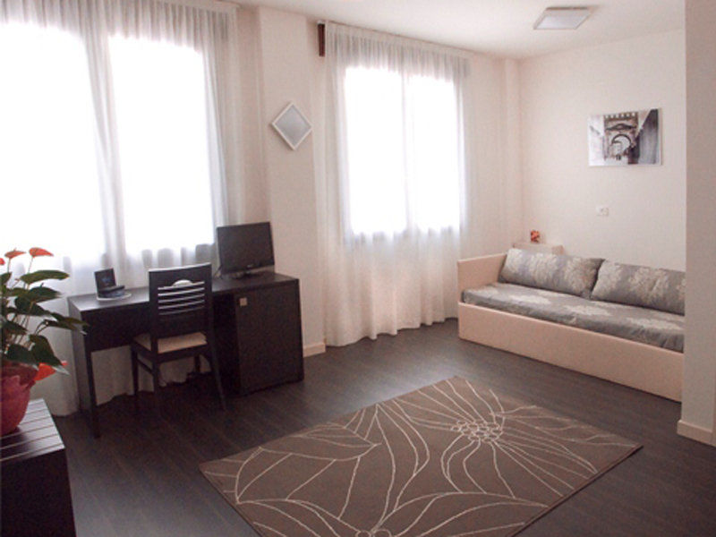 Hotel Giulio Cesare Rimini Exteriör bild